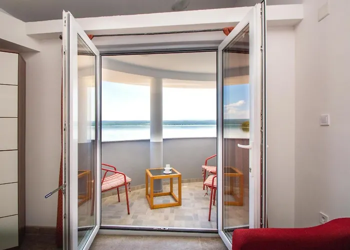 아파트 Ivana-4 By Interhome